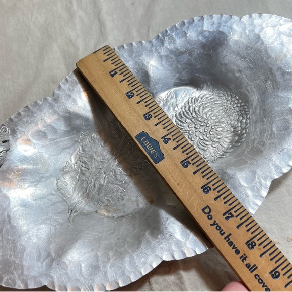 Vintage Hand Wrought Creations tray & basket w/ flower etching Rodney Kent 50’s - Picture 9 of 17